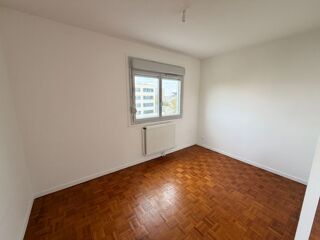  Appartement � vendre 4 pi�ces 77 m�