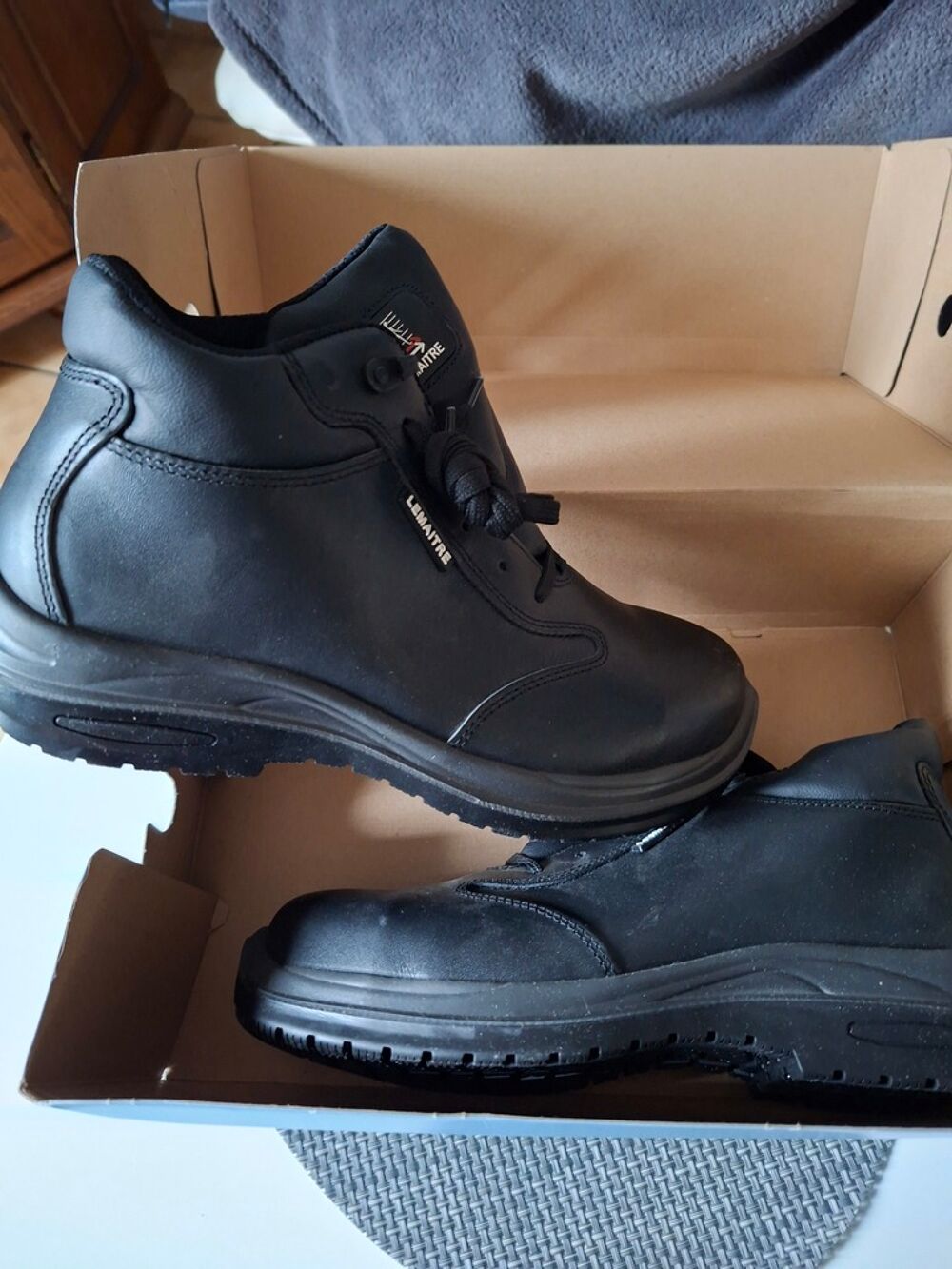 Chaussures de s&eacute;curit&eacute; montantes noires Lemaitre Chaussures