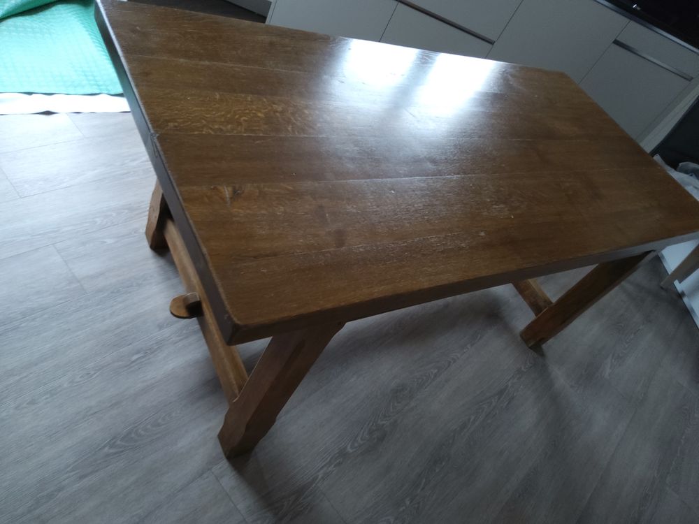 TABLE CH&Ecirc;NE Meubles