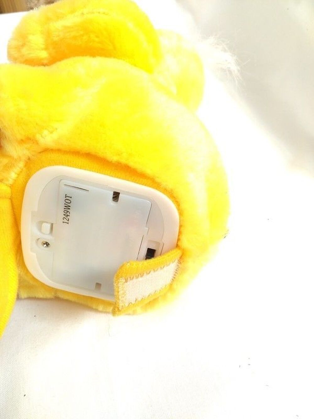 Peluche poussin m&eacute;canique Jeux / jouets