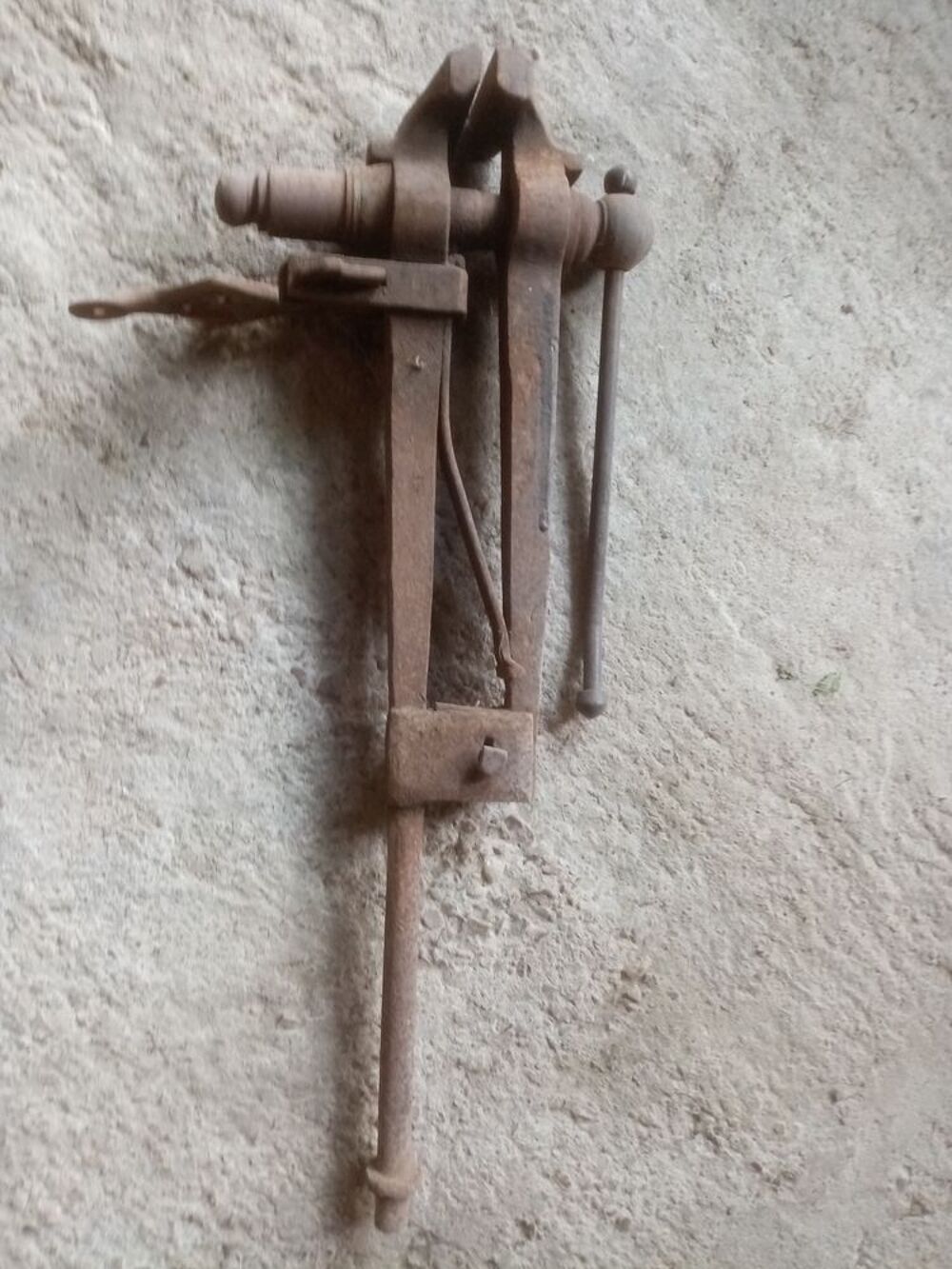 Etau sur pied Bricolage