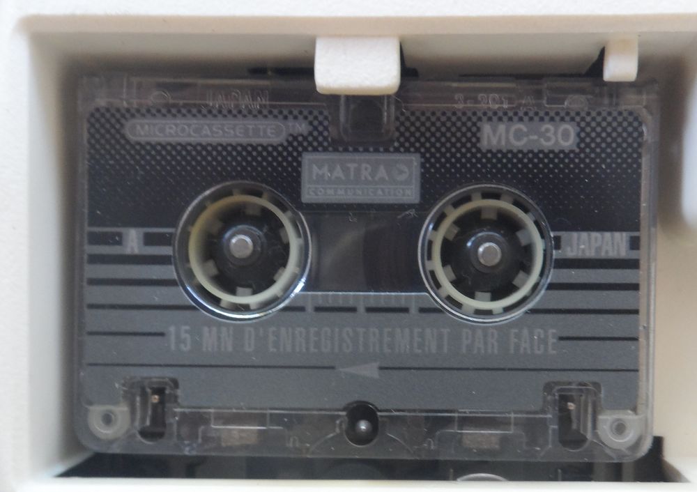 R&eacute;pondeur enregistreur interrogeable &agrave; distance Matra RI 10 Tlphones et tablettes