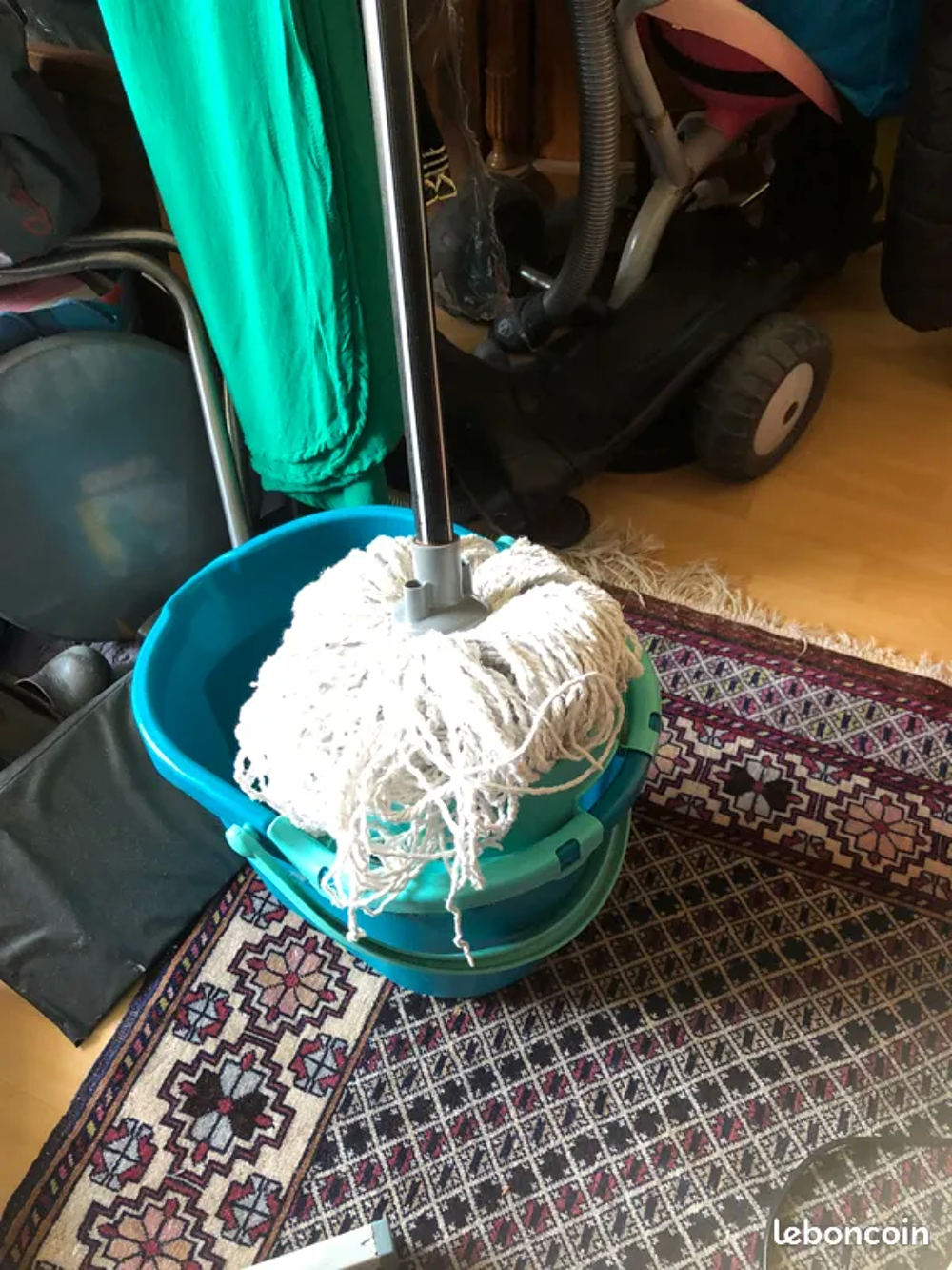 Seau essoreur avec balai Meubles
