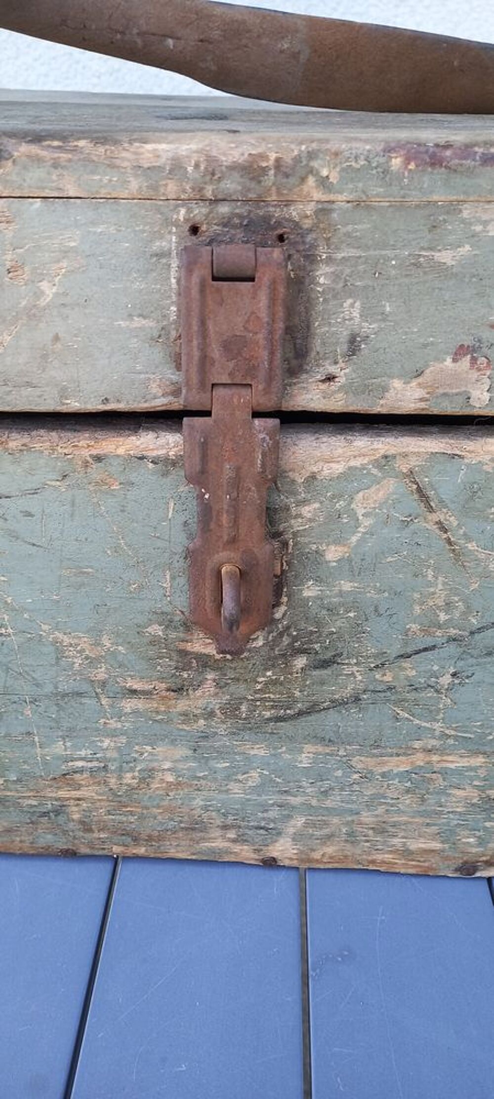 Ancienne caisse d'outillage professionnelle vintage 