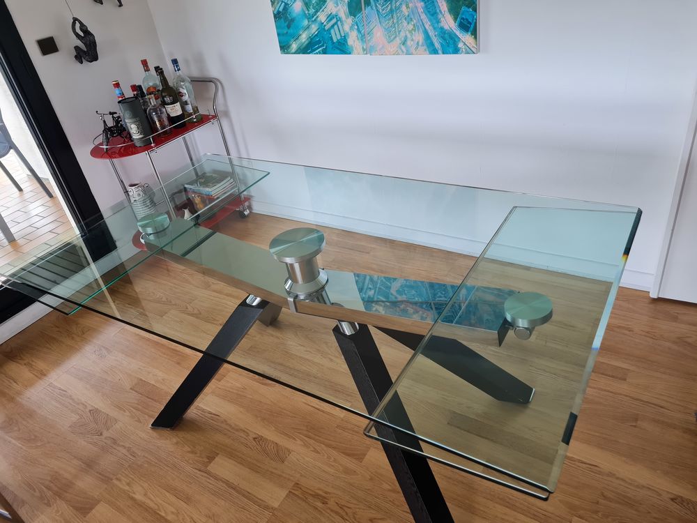 Salle &agrave; manger extensible avec 6 chaises Meubles