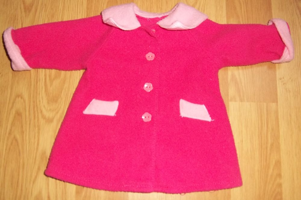 Robe de chambre ou manteau rose poup&eacute;e Jeux / jouets