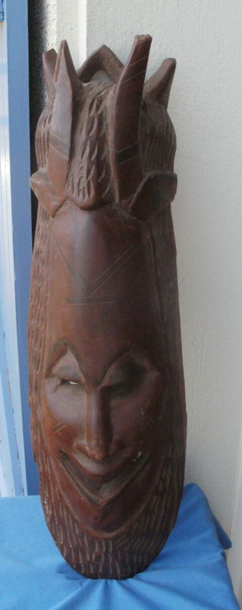 Masque africain en bois sculpté Hauteur 63 cm 30 Montauban (82)