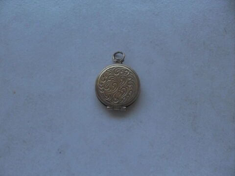 fine cassolette ancienne 25 Saint-Germain-au-Mont-d'Or (69)