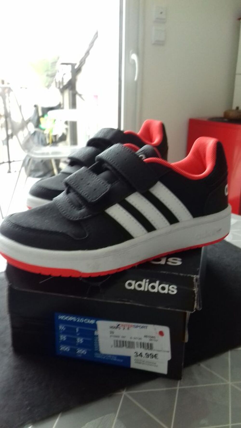 BASKET ENFANTS ADIDAS ORIGINAL NEUVE Chaussures