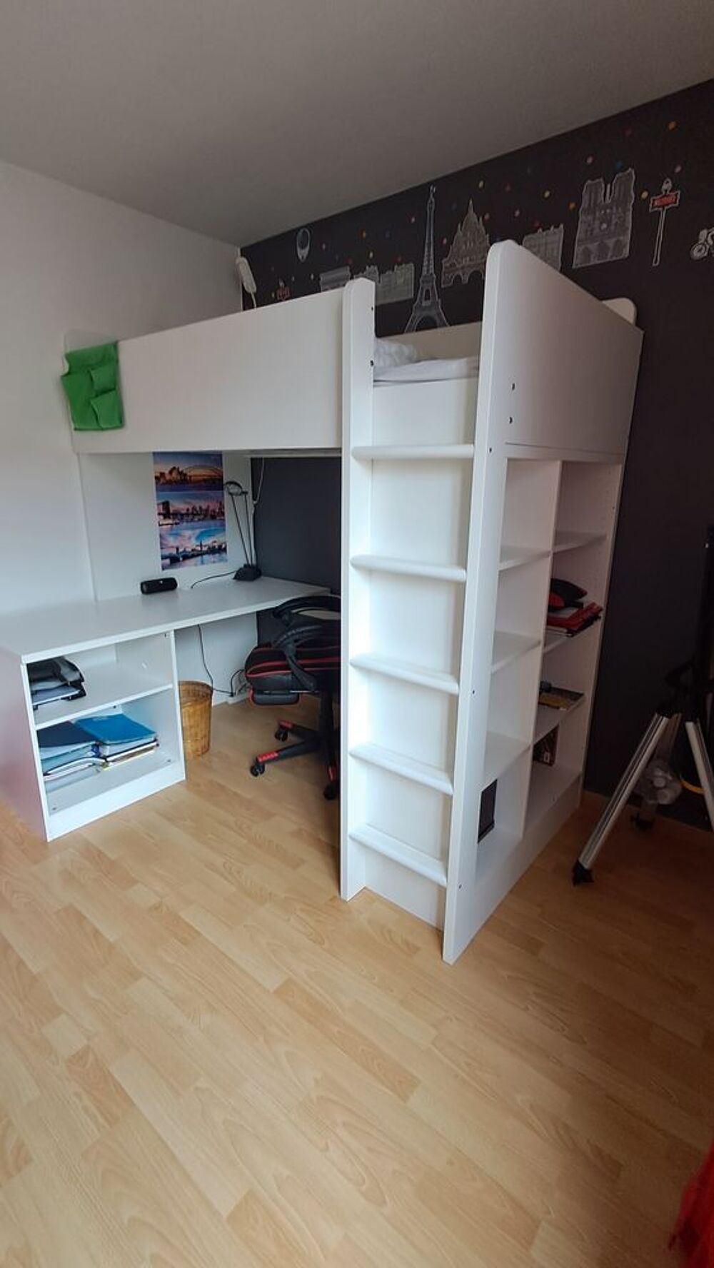 lit mezzanine bureau et &eacute;tag&egrave;res Mobilier enfants