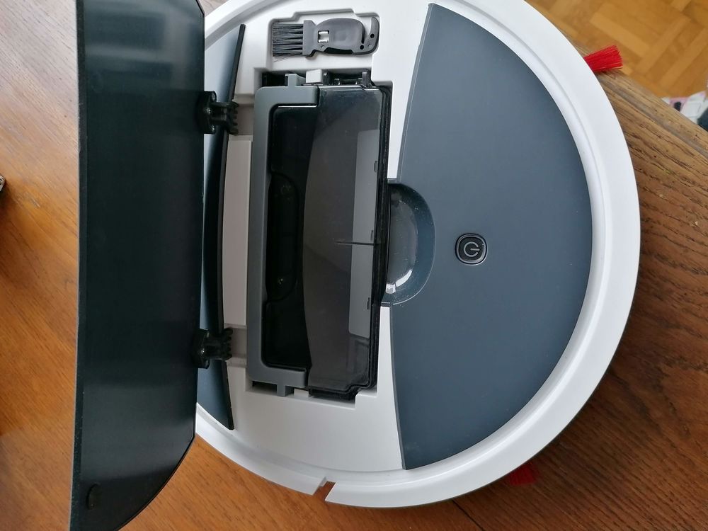 robot aspirateur Electroménager