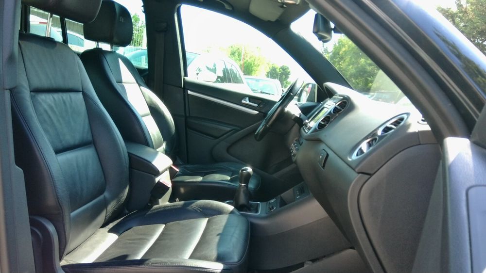 Tiguan 2.0 TDI 150 FAP BlueMotion Technology S&eacute;rie Sp&eacute;ciale R-Exclusive 2015 occasion 13821 La Penne-sur-Huveaune