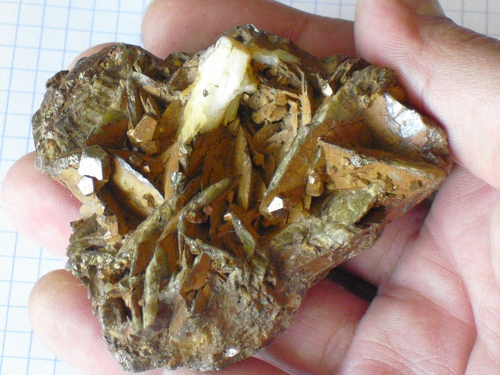 Mineraux siderite pyrite dodecaedrique 