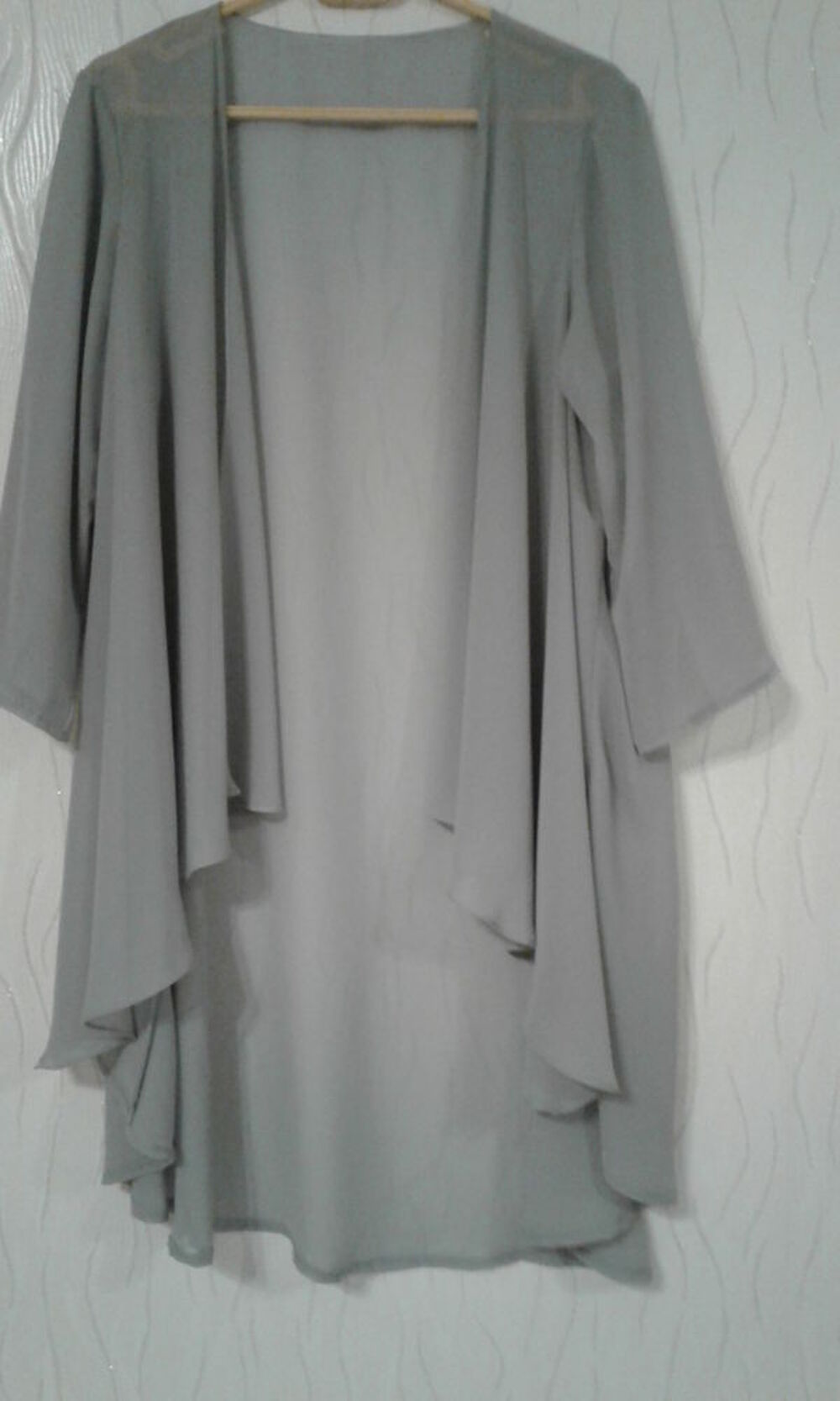 ROBE DE FETES OU DE CEREMONIE T.46 Vêtements