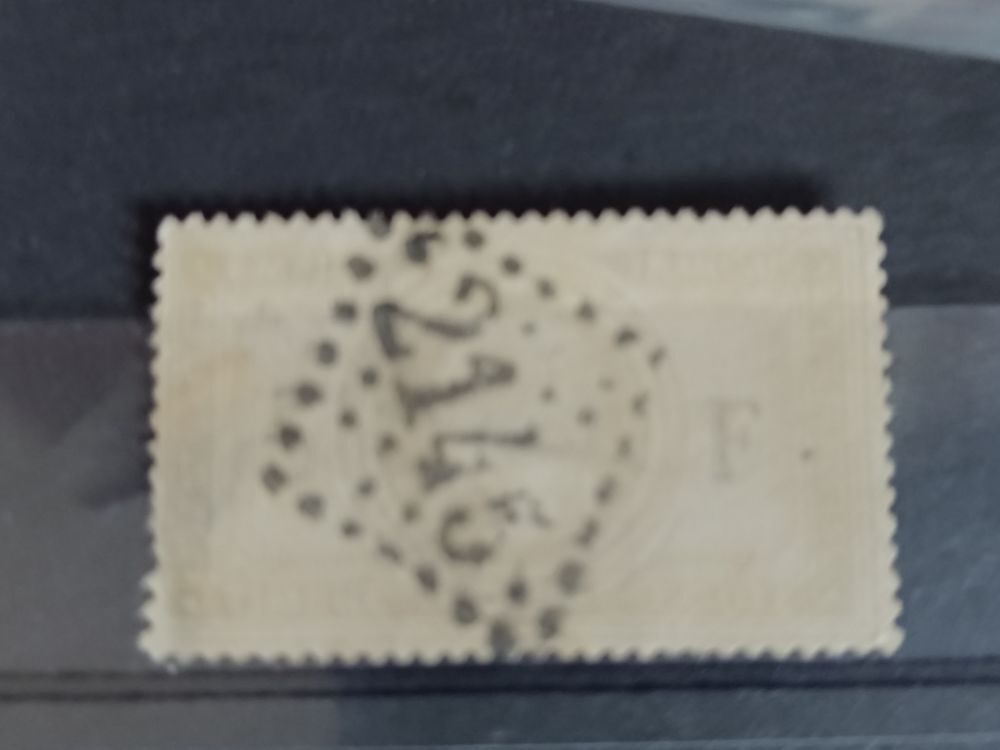 timbre n&deg;33 de France 
