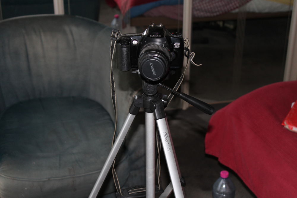 Pied appareil photo "Star 20" &amp; sacoche de rangement Photos/Video/TV