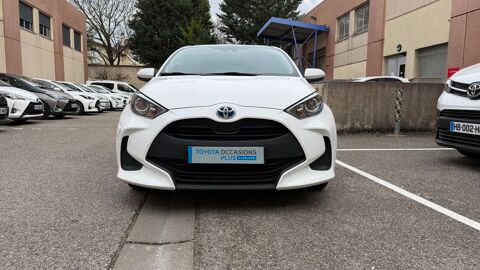 Annonce voiture Toyota Yaris 15990 €