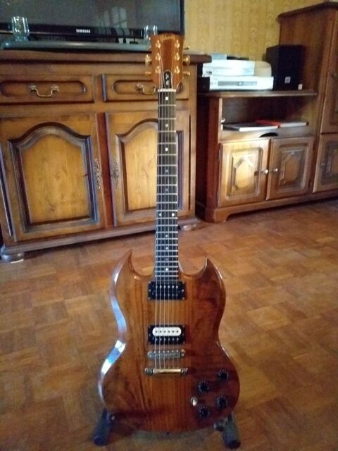 Guitare electrique Gibson  The SG 1700 Brie (02)