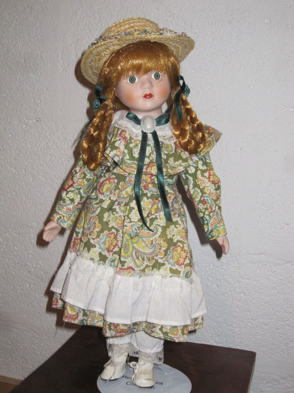 Poupeé porcelaine prix deals