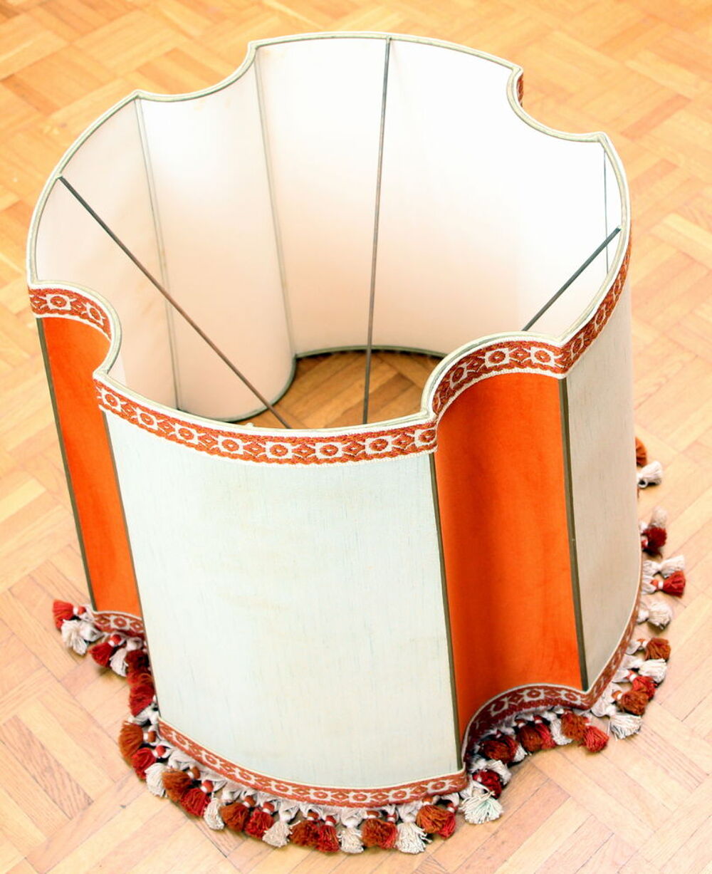 Abatjour vintage 70 velours orange &amp; ivoire
passementerie Décoration