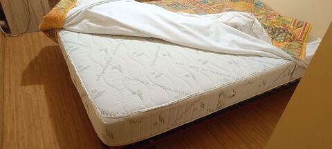 matelas et sommier � lattes sur pieds 160 Villerupt (54)