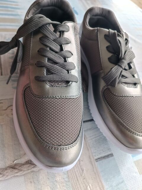 baskets sneakers neuves OPTIM'CONFORT couleur taupe- 0 Grosbliederstroff (57)