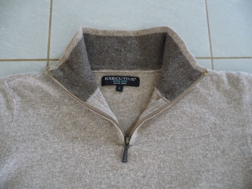 Pull beige taille L marque Armand Thi&eacute;ry Vêtements