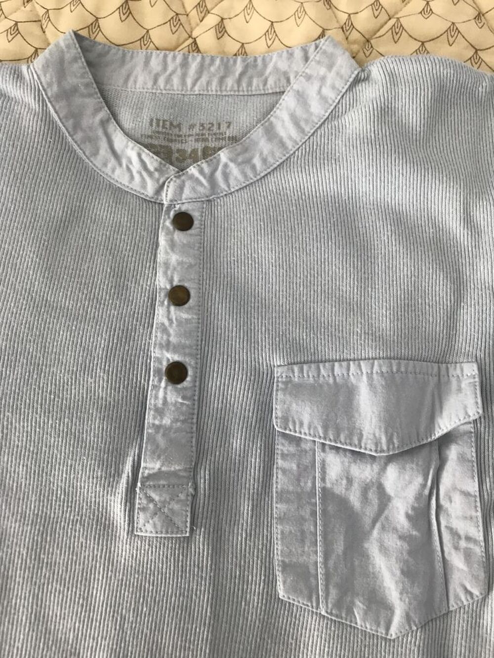 PULL BLEU PALE 34 ou 14 ans ITEM 3217 Vêtements enfants