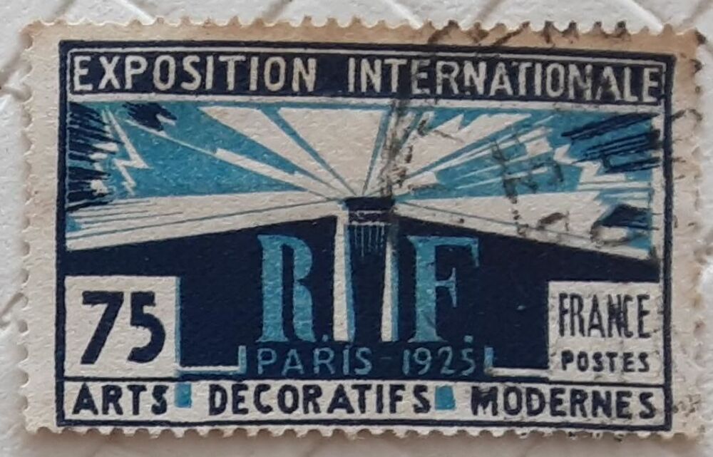 TIMBRES &agrave; collection exposition internationale 75 