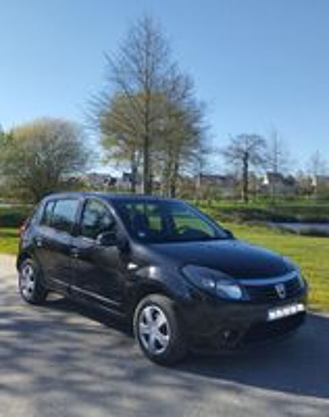Sandero 1.2 16V 75 eco2 Blackline 2011 occasion 35137 B&eacute;d&eacute;e