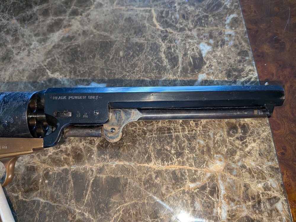 Revolver Uberti Colt 1851 navy reb nord de luxe calibre 36 