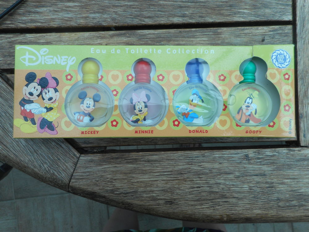 Coffret 4 miniatures eau de toilette Disney 