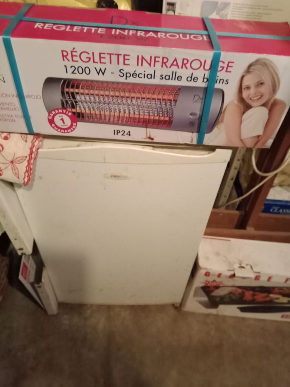 RADIATEUR SALLE BAIN Electroménager