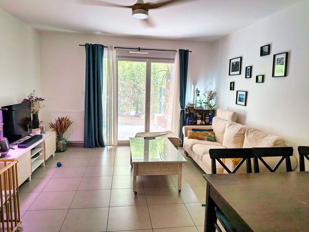 Vente Appartement Appartement T4 75 m2 avec extérieur et garage Villeurbanne