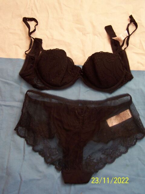 Ensemble soutien gorge & culotte daia 35 Issy-les-Moulineaux (92)