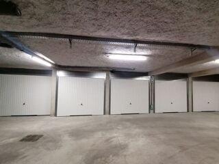  Parking / Garage � louer 15 m� Saint-aun�s