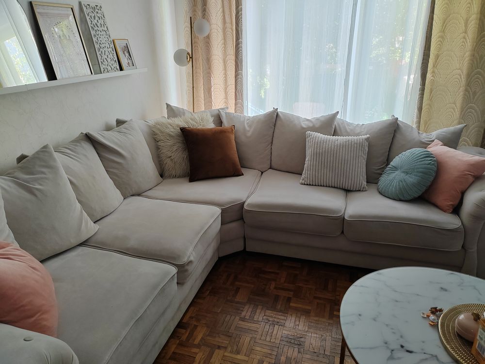 Canap&eacute; d'angle beige Meubles