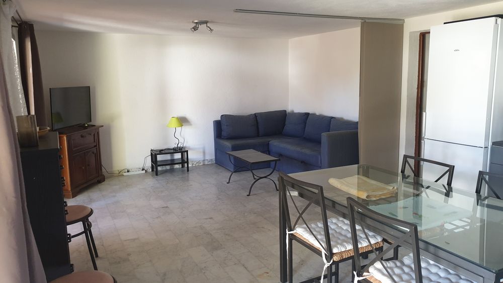   T2 BAS DE VILLA AVEC PISCINE Provence-Alpes-Côte d'Azur, La Seyne-sur-Mer (83500)