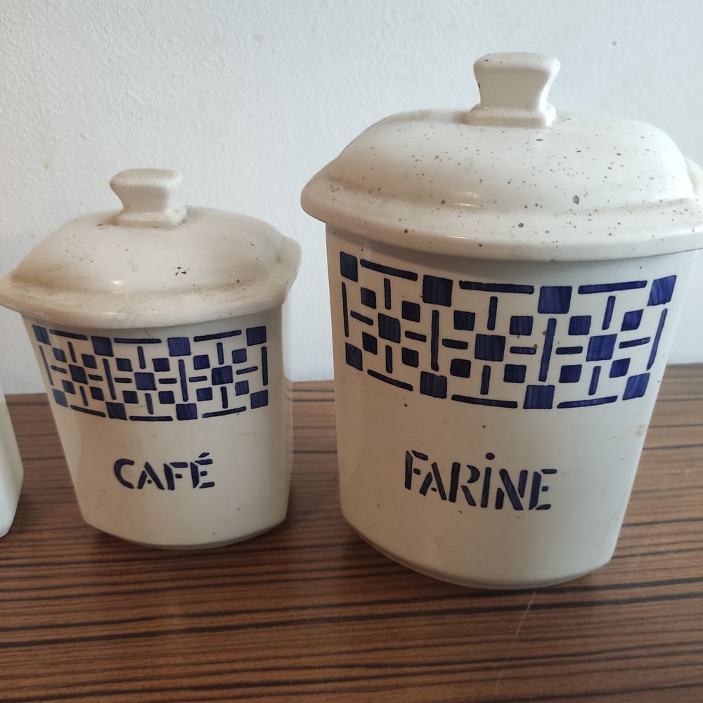Ancienne s&eacute;rie de 4 pots en fa&iuml;encerie Nouvelle de GIVORS Cuisine