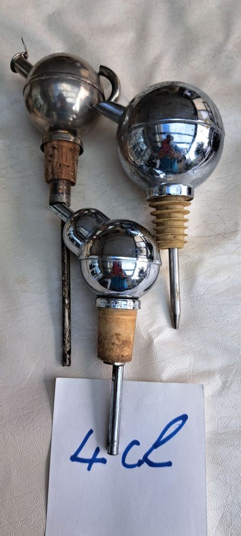 7 doseurs "boule" anciens de bar 