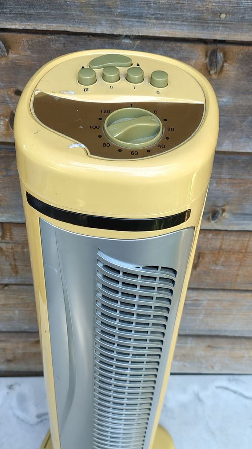 Ventilateur colonne BIONAIRE 3 vitesses avec minuterie Electroménager