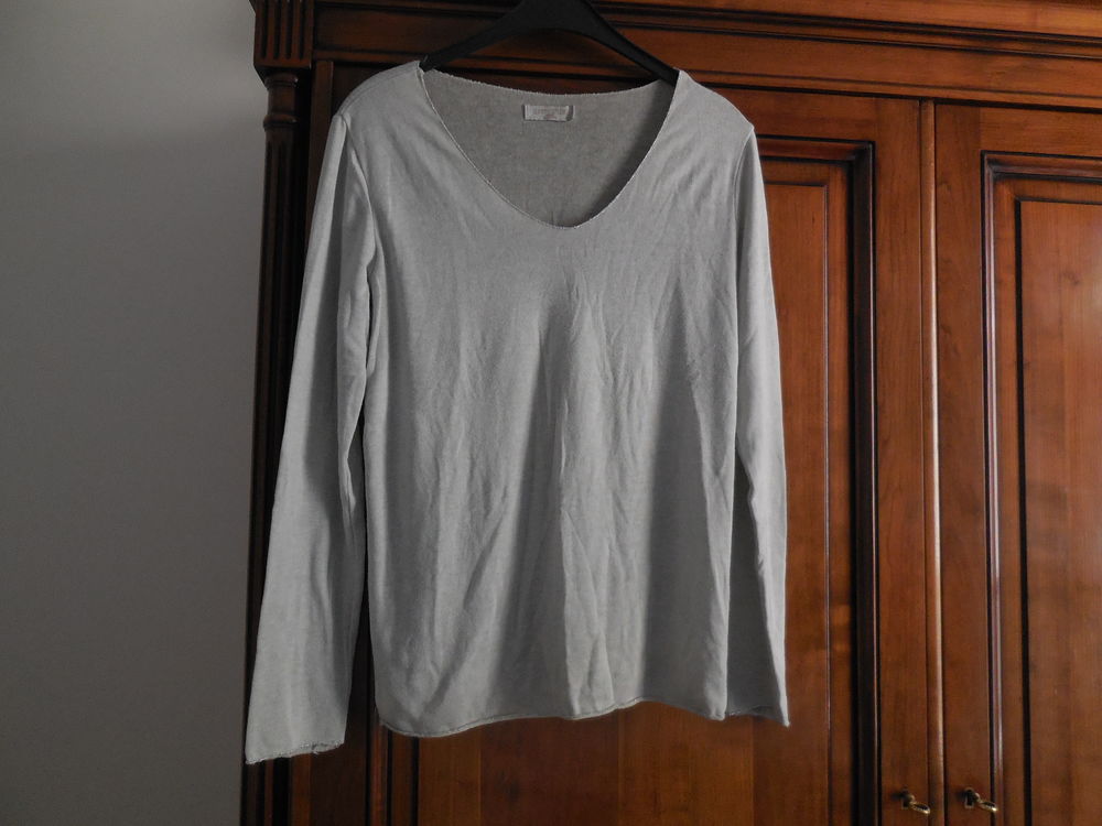 Pull l&eacute;ger femme Sunny Studio Paris gris clair 38/40 TBE Vêtements