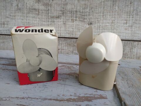 Ventilateur de Poche � Pile Wonder Mod�le Vento Vintage 22 Loches (37)
