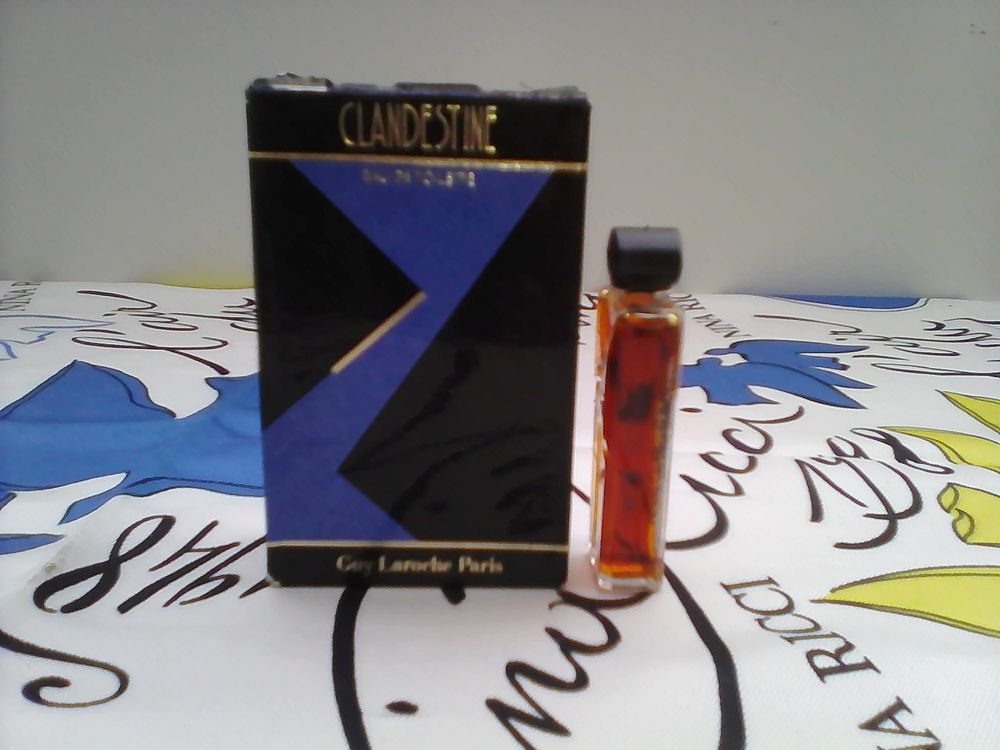 MINIATURE DE PARFUM 