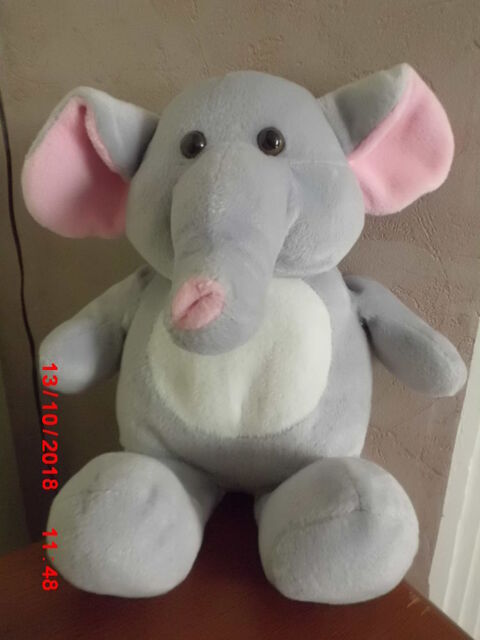 ELEPHANT GRIS CASINO 17 Oignies (62)