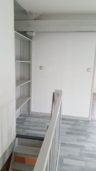  Appartement à louer 2 pièces 57 m²