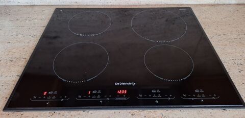 Plaque induction De Dietrich 50 Estaires (59)