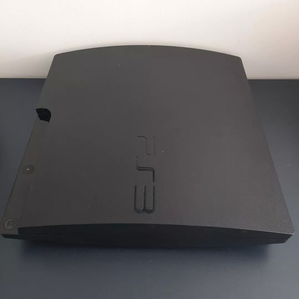 ps 3 slim 250g 100 euro Consoles et jeux vidéos
