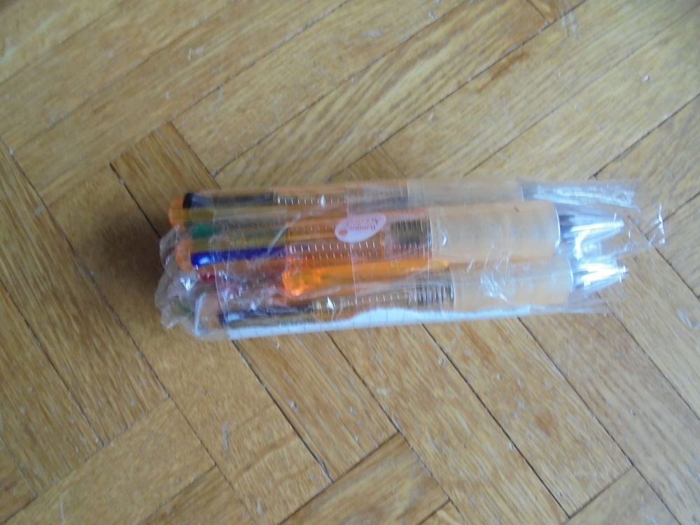 Lot de 5 crayons 4 couleurs (28c) Bijoux et montres