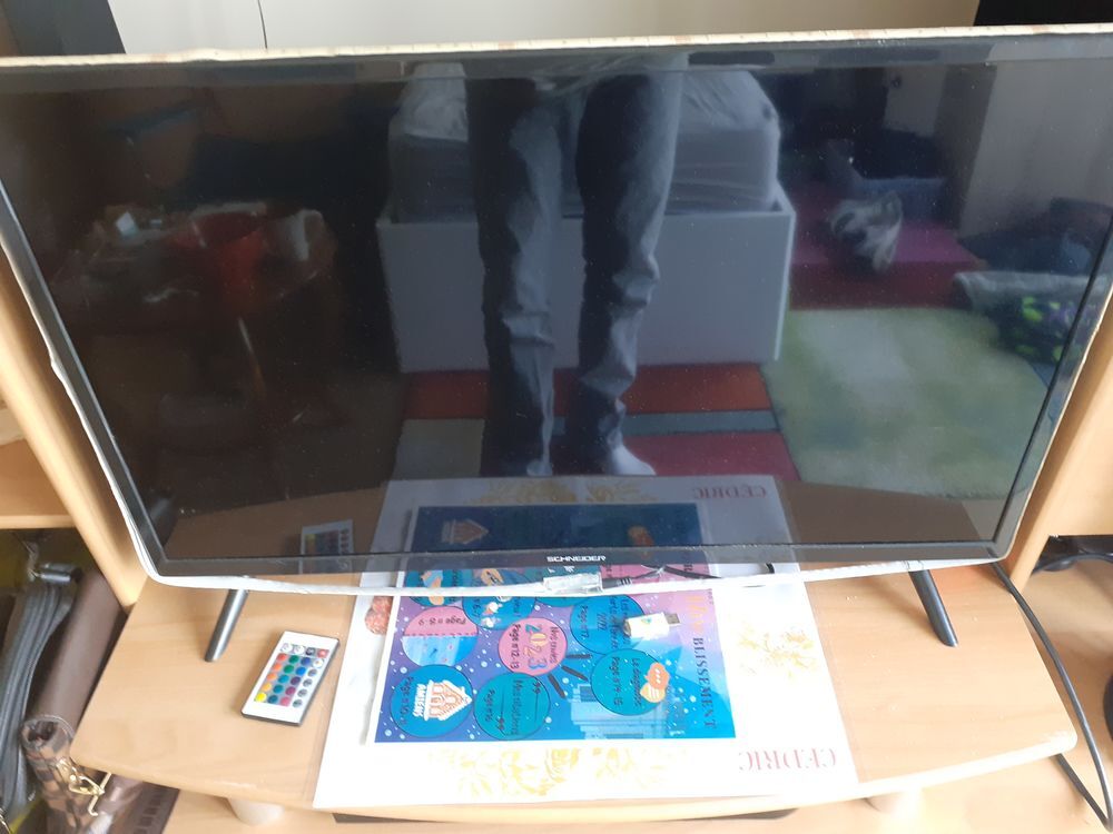 T&eacute;l&eacute;vision schinder Audio et hifi